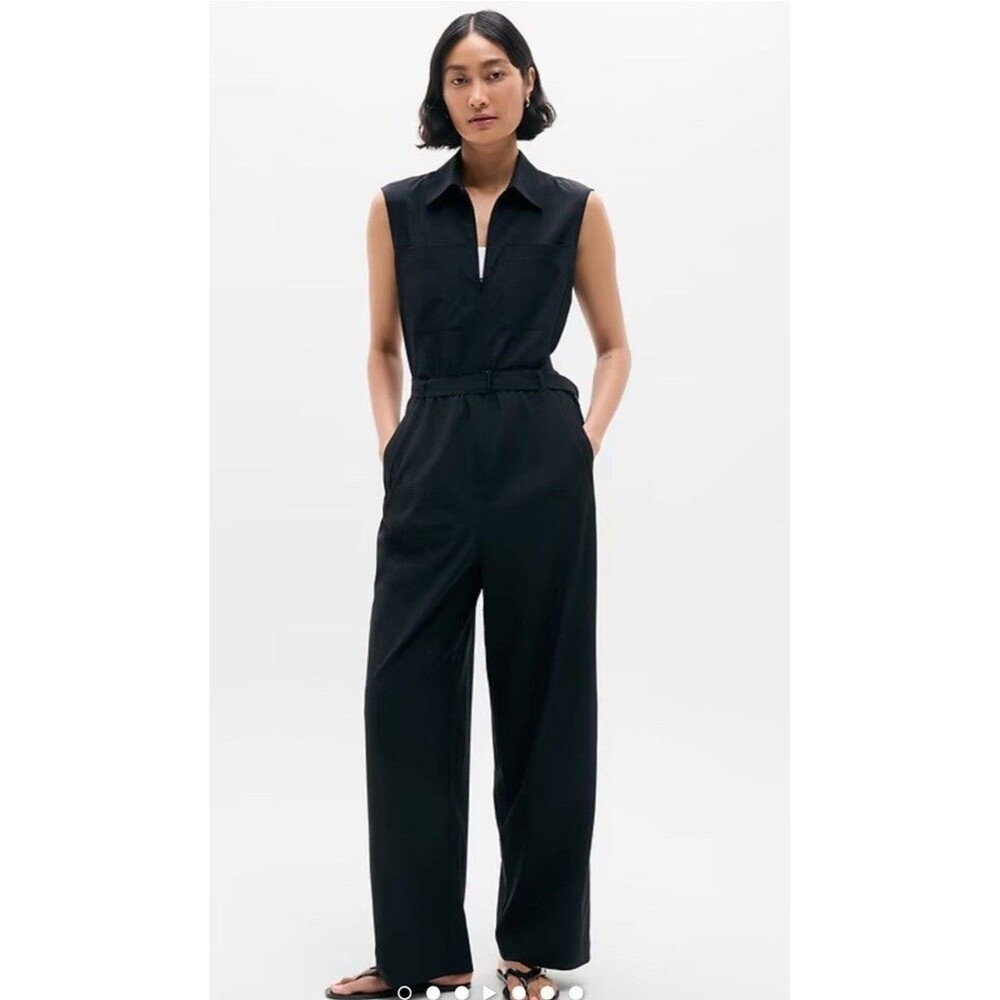 Athleta Always Ready Jumpsuit Womens Sz 0 P-Black Sleeveless Collared One Piece
